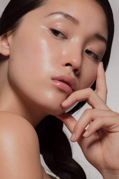 beautiful and glowing skin after taking algae peel service from derma laser and aesthetic clinic in sandton